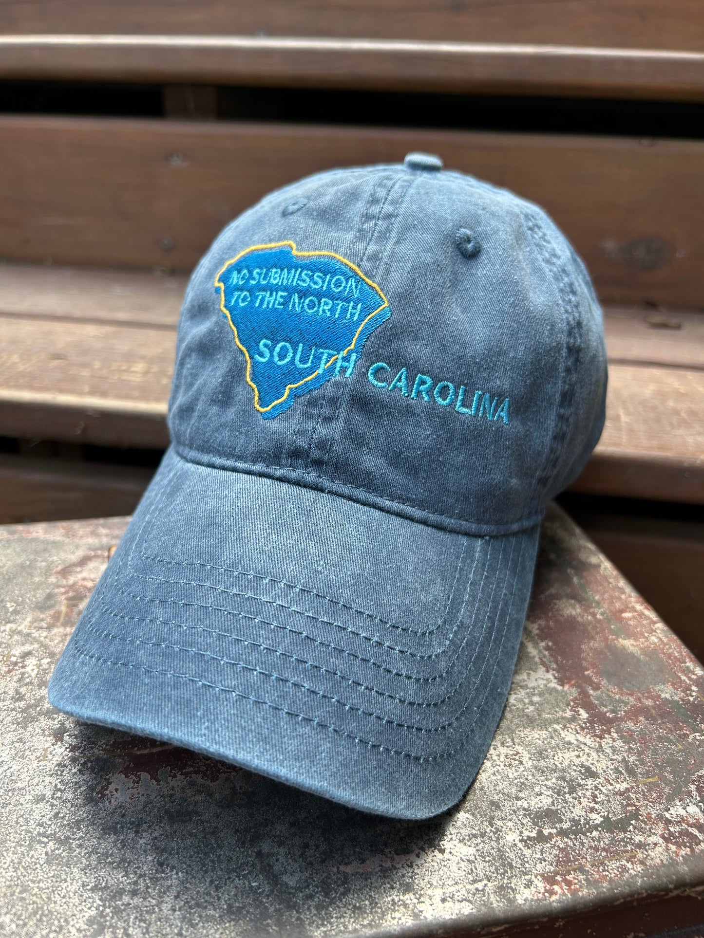 "No submission to the North" Cap
