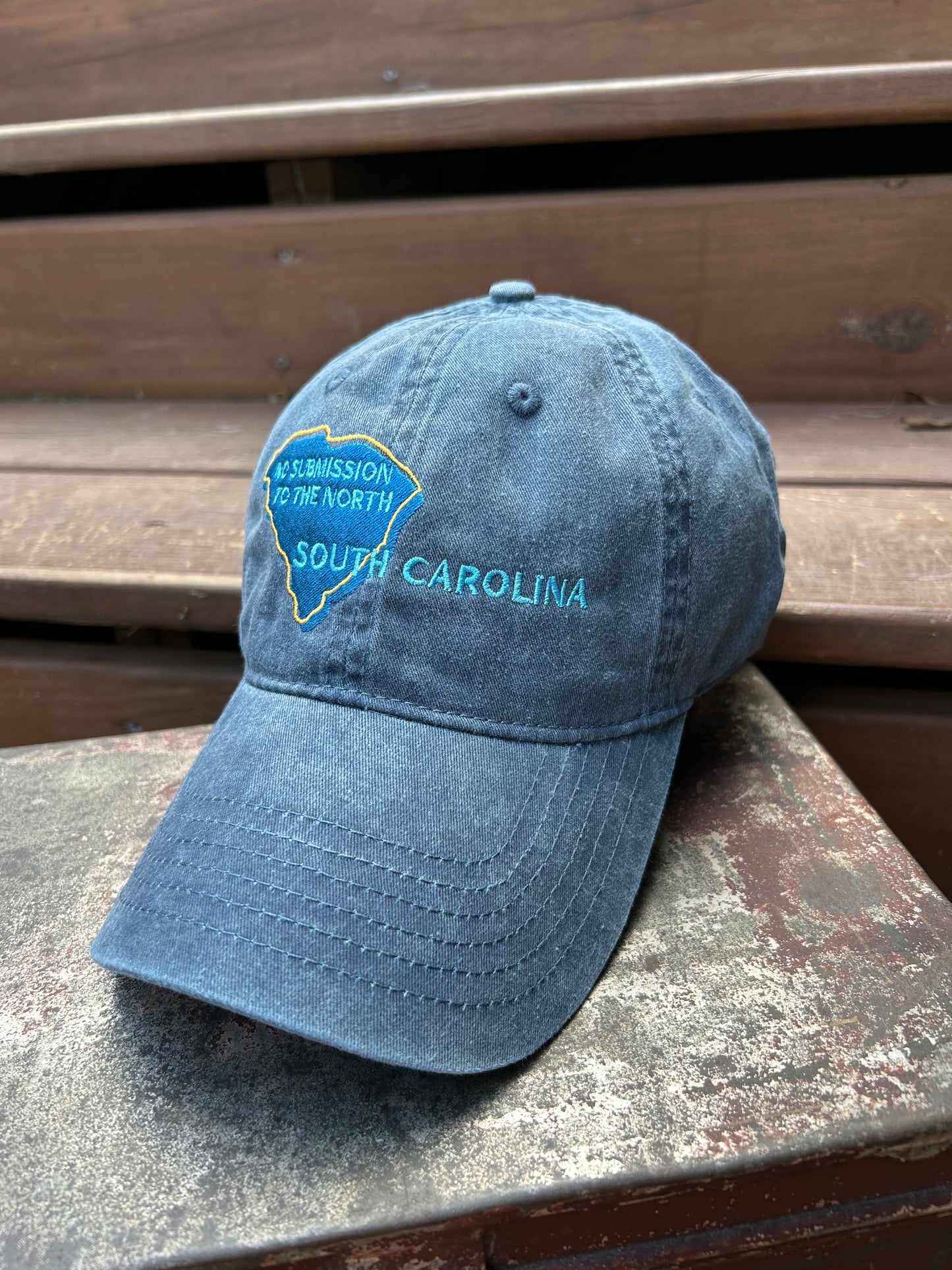 "No submission to the North" Cap