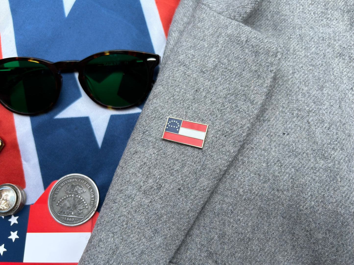 General Robert E. Lee Headquarters Flag Lapel Pin