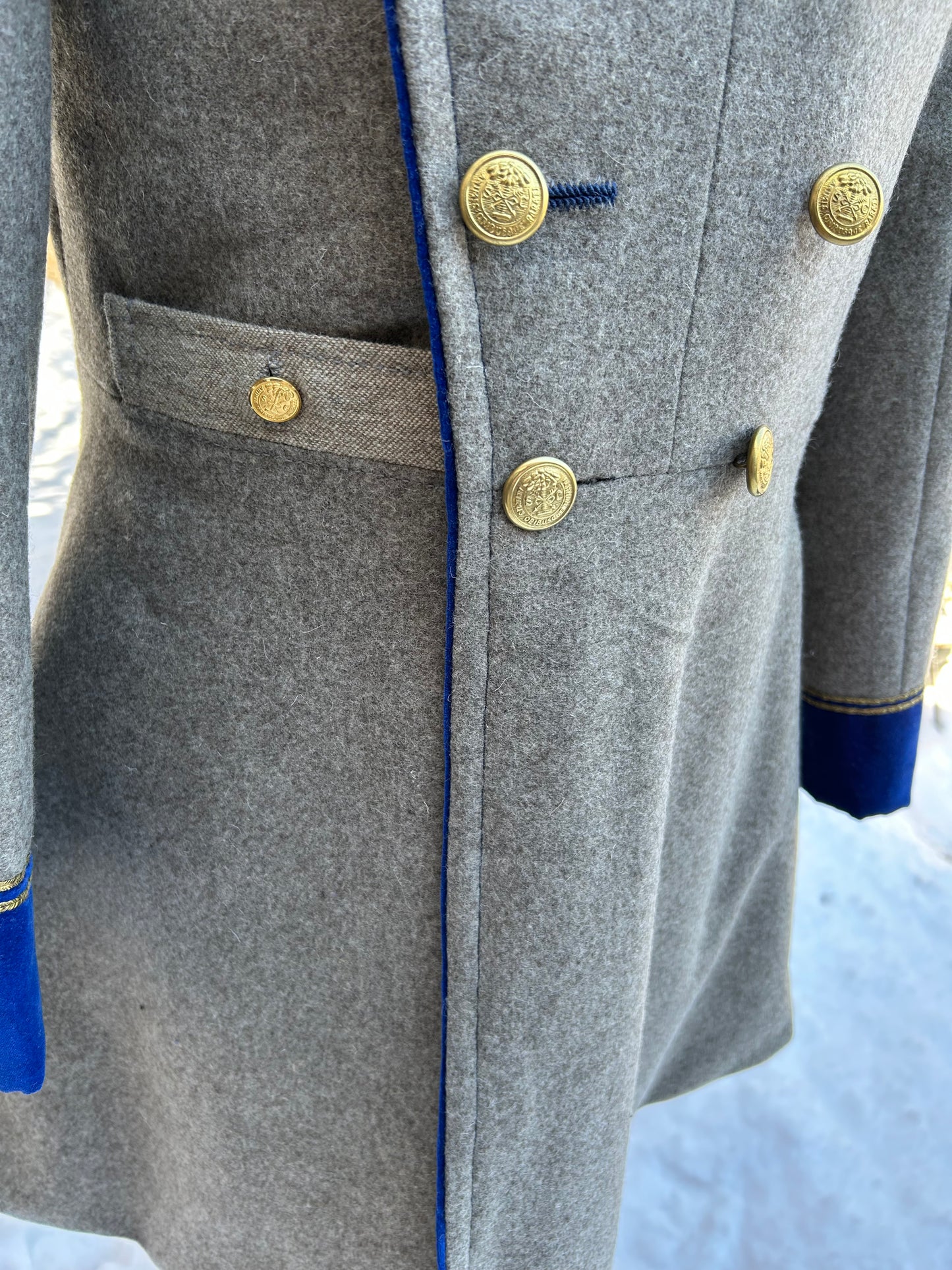"Lightly Used" Confederate Officer Frock Coat - Size 40/34