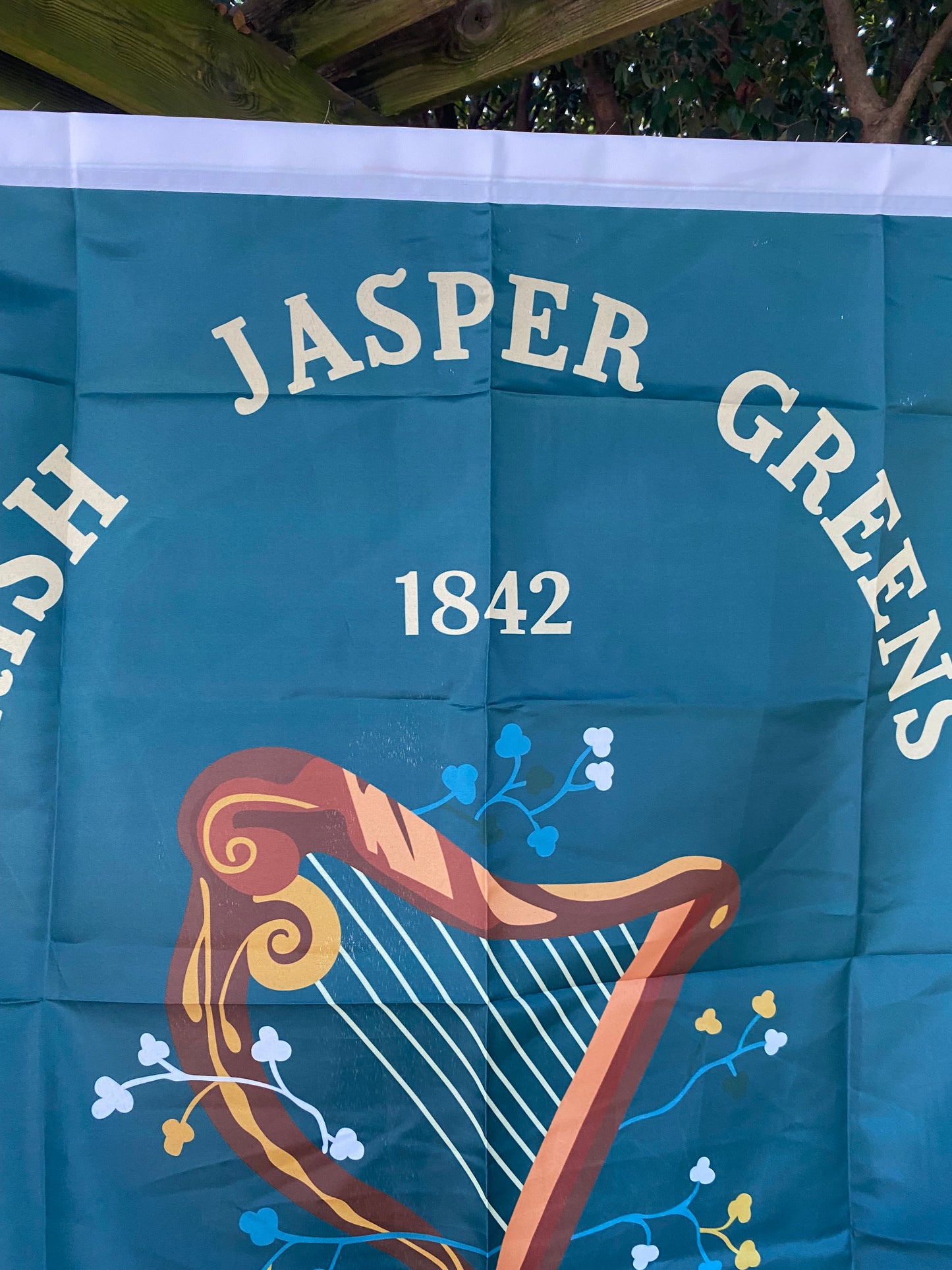 Irish Jasper Greens House Flag